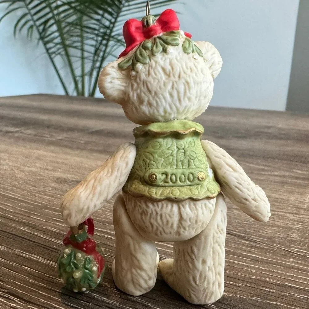 Y2k Boxed Hallmark Christmas Tree Ornament Bear 2000